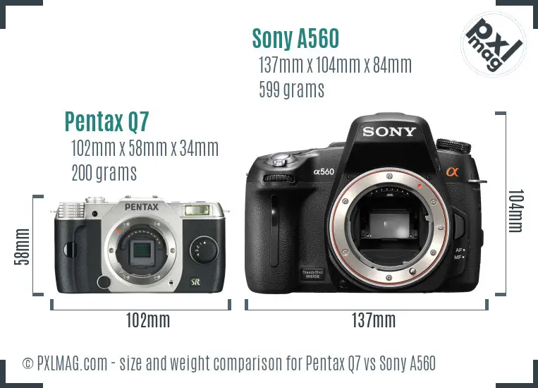 Pentax Q7 vs Sony A560 size comparison