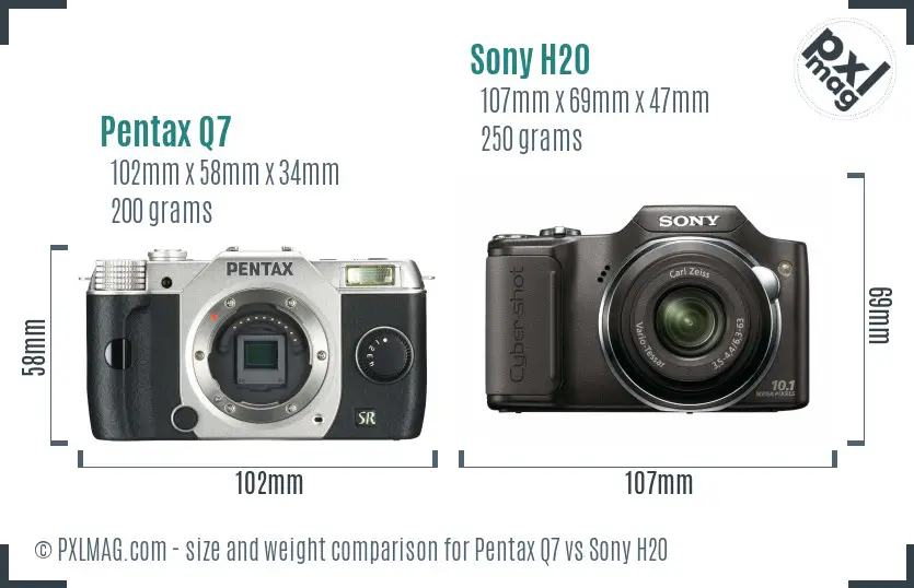 Pentax Q7 vs Sony H20 size comparison