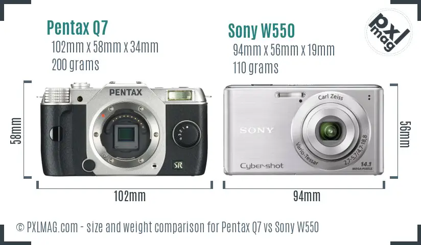 Pentax Q7 vs Sony W550 size comparison