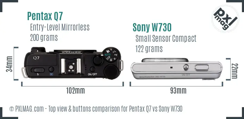 Pentax Q7 vs Sony W730 top view buttons comparison