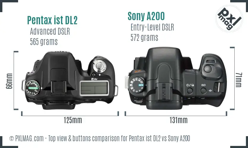 Pentax ist DL2 vs Sony A200 top view buttons comparison Pentax ist DL2 vs Sony A200 top view buttons comparison