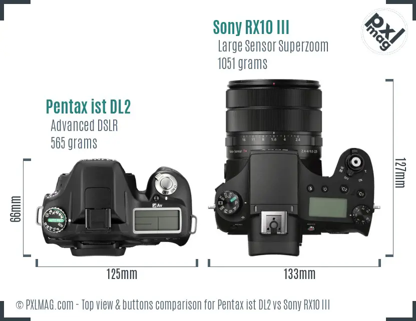 Pentax ist DL2 vs Sony RX10 III top view buttons comparison Pentax ist DL2 vs Sony RX10 III top view buttons comparison