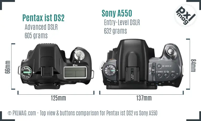 Pentax ist DS2 vs Sony A550 top view buttons comparison Pentax ist DS2 vs Sony A550 top view buttons comparison