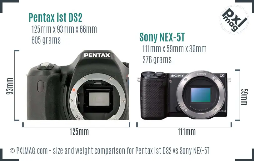 Pentax ist DS2 vs Sony NEX-5T size comparison