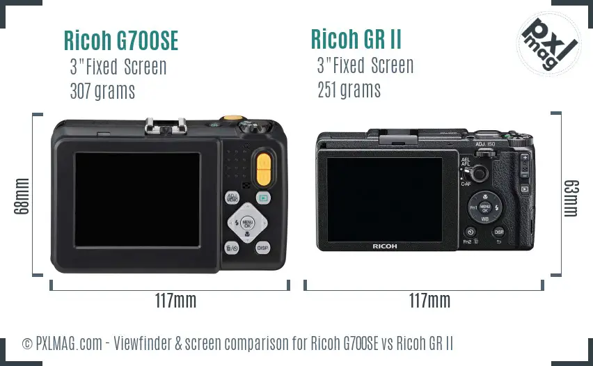 Ricoh G700SE vs Ricoh GR II Screen and Viewfinder comparison