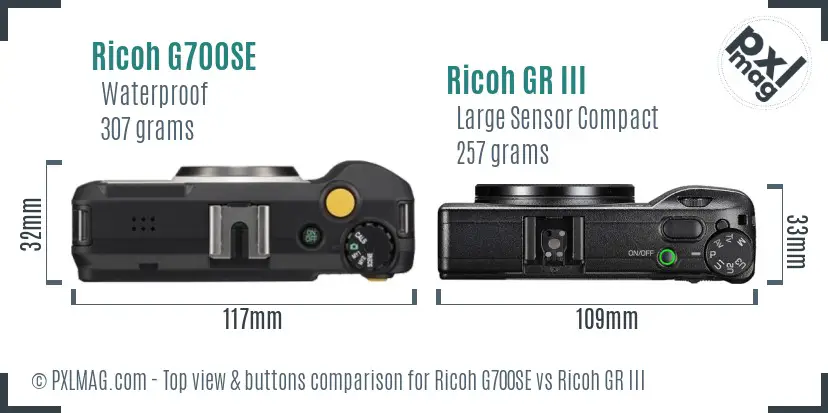 Ricoh G700SE vs Ricoh GR III top view buttons comparison