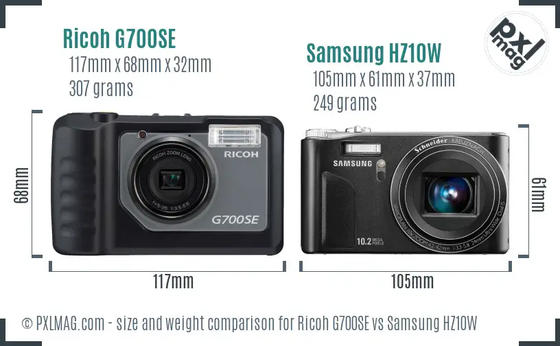 Ricoh G700SE vs Samsung HZ10W size comparison