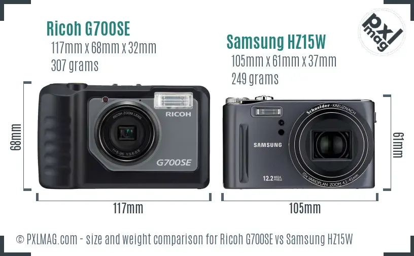 Ricoh G700SE vs Samsung HZ15W size comparison
