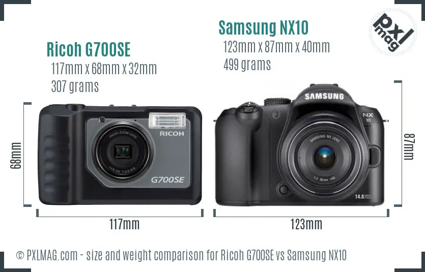 Ricoh G700SE vs Samsung NX10 size comparison