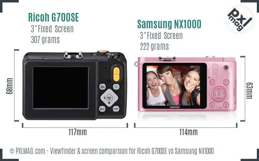 Ricoh G700SE vs Samsung NX1000 Screen and Viewfinder comparison