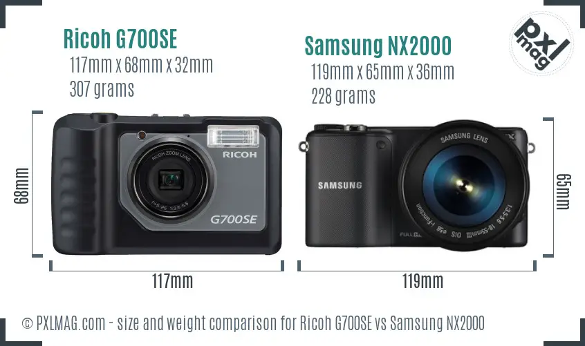 Ricoh G700SE vs Samsung NX2000 size comparison