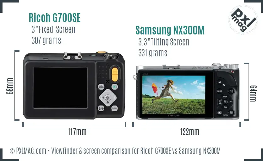 Ricoh G700SE vs Samsung NX300M Screen and Viewfinder comparison
