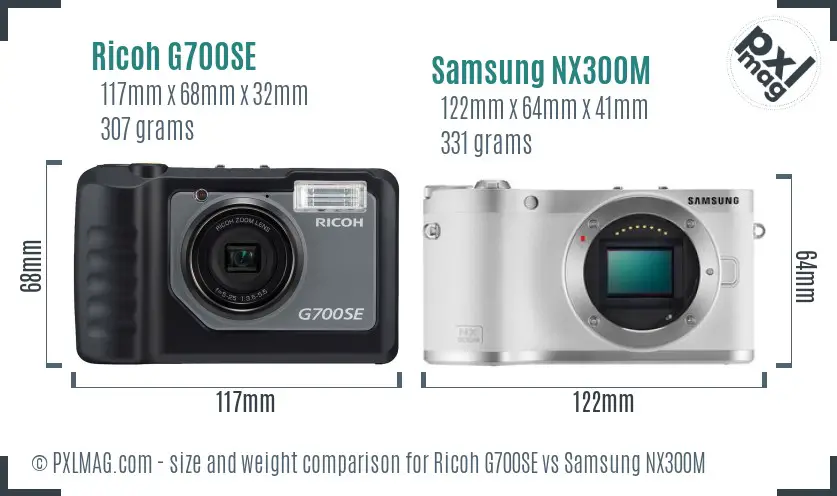 Ricoh G700SE vs Samsung NX300M size comparison