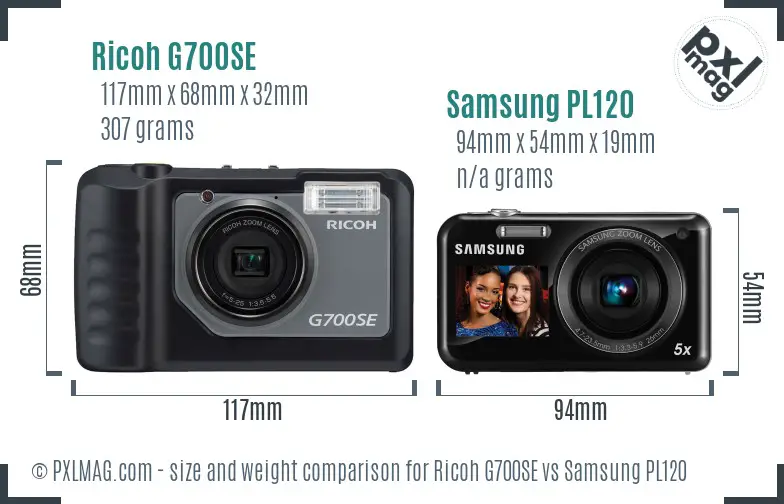 Ricoh G700SE vs Samsung PL120 size comparison