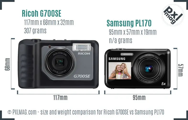 Ricoh G700SE vs Samsung PL170 size comparison