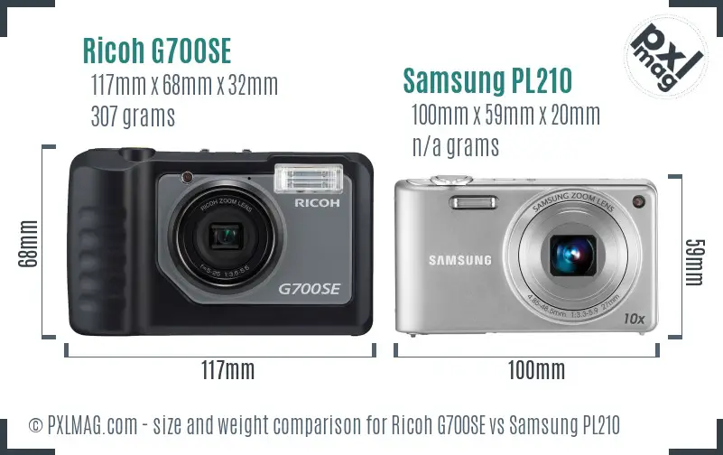 Ricoh G700SE vs Samsung PL210 size comparison