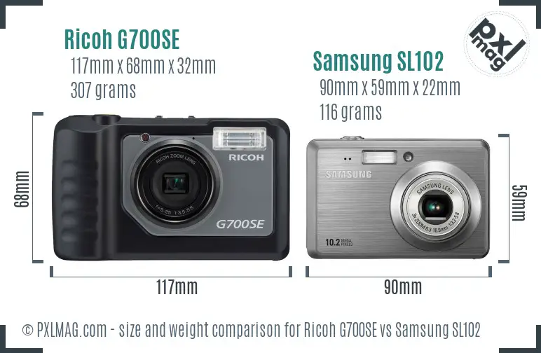 Ricoh G700SE vs Samsung SL102 size comparison