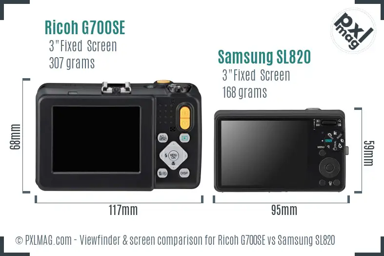 Ricoh G700SE vs Samsung SL820 Screen and Viewfinder comparison