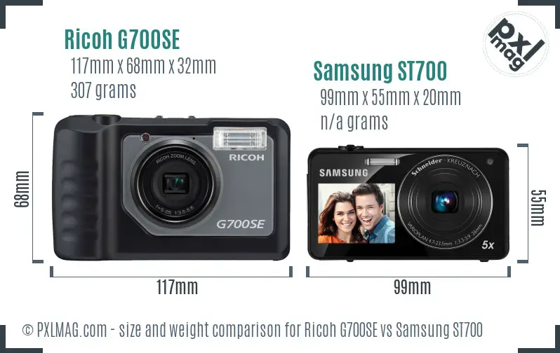 Ricoh G700SE vs Samsung ST700 size comparison