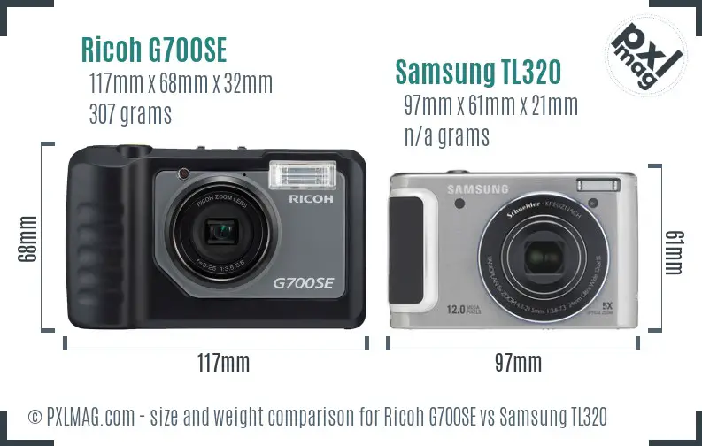 Ricoh G700SE vs Samsung TL320 size comparison