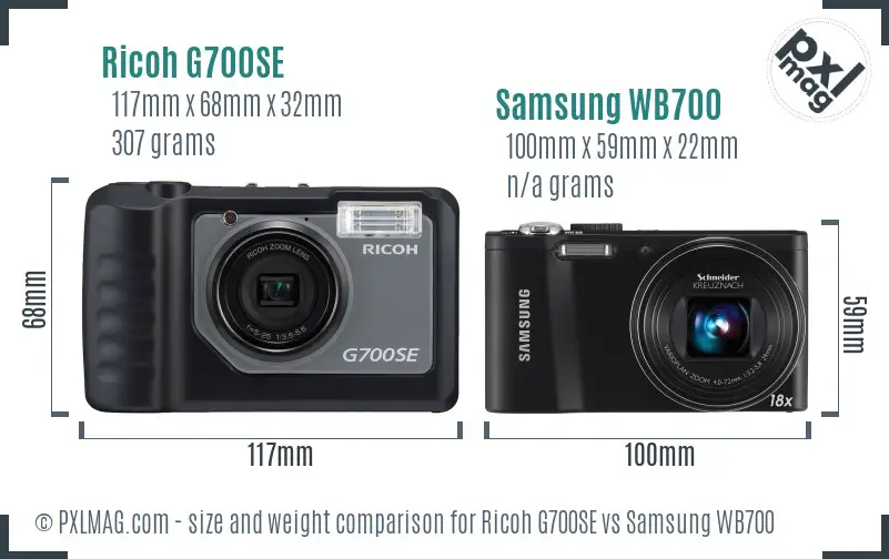 Ricoh G700SE vs Samsung WB700 size comparison