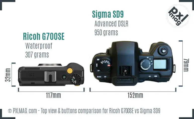 Ricoh G700SE vs Sigma SD9 top view buttons comparison