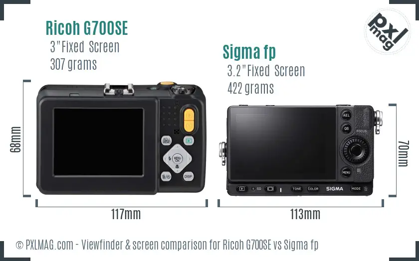 Ricoh G700SE vs Sigma fp Screen and Viewfinder comparison