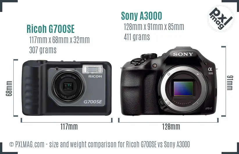 Ricoh G700SE vs Sony A3000 size comparison