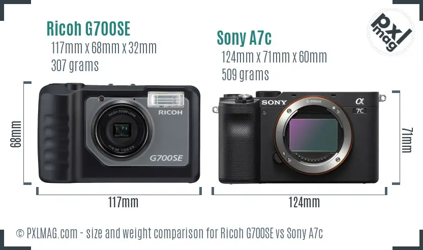 Ricoh G700SE vs Sony A7c size comparison