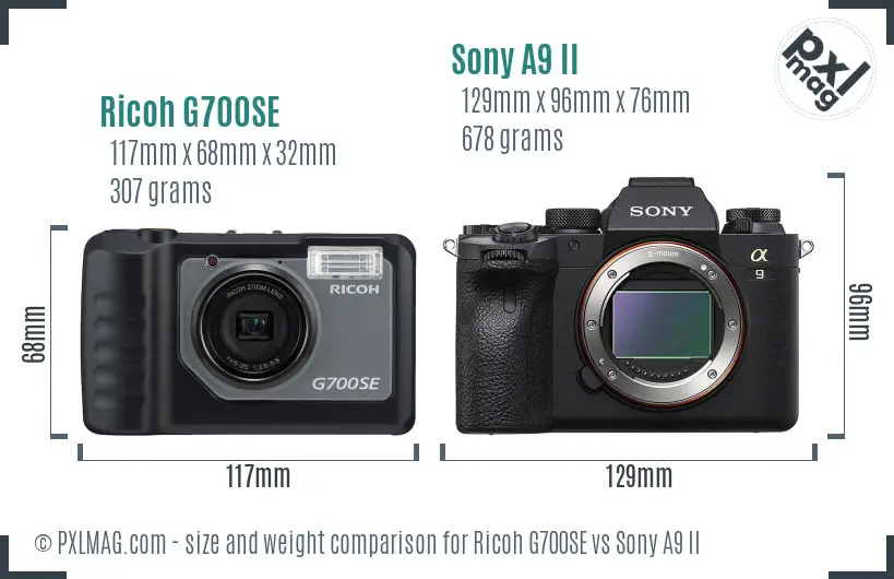 Ricoh G700SE vs Sony A9 II size comparison