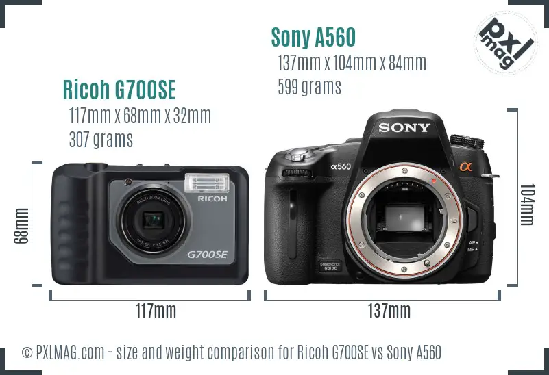 Ricoh G700SE vs Sony A560 size comparison