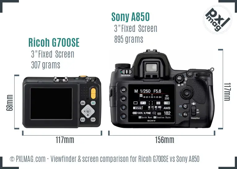 Ricoh G700SE vs Sony A850 Screen and Viewfinder comparison