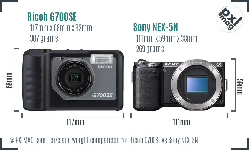 Ricoh G700SE vs Sony NEX-5N size comparison