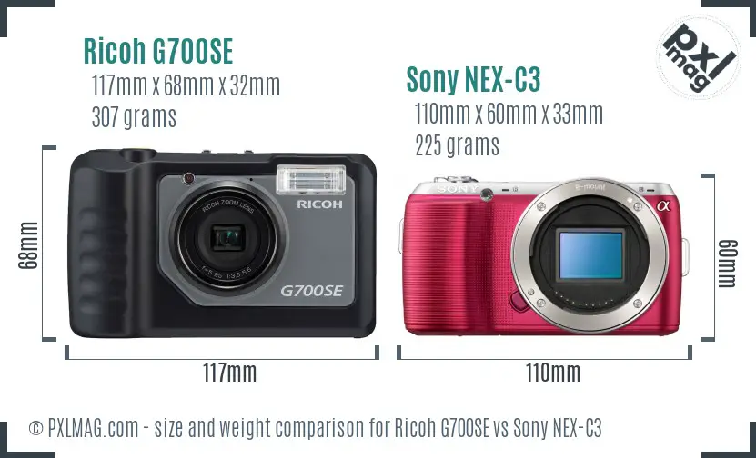 Ricoh G700SE vs Sony NEX-C3 size comparison