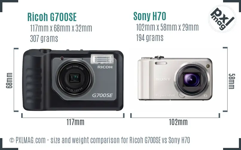 Ricoh G700SE vs Sony H70 size comparison