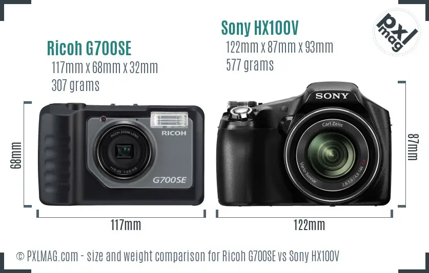 Ricoh G700SE vs Sony HX100V size comparison