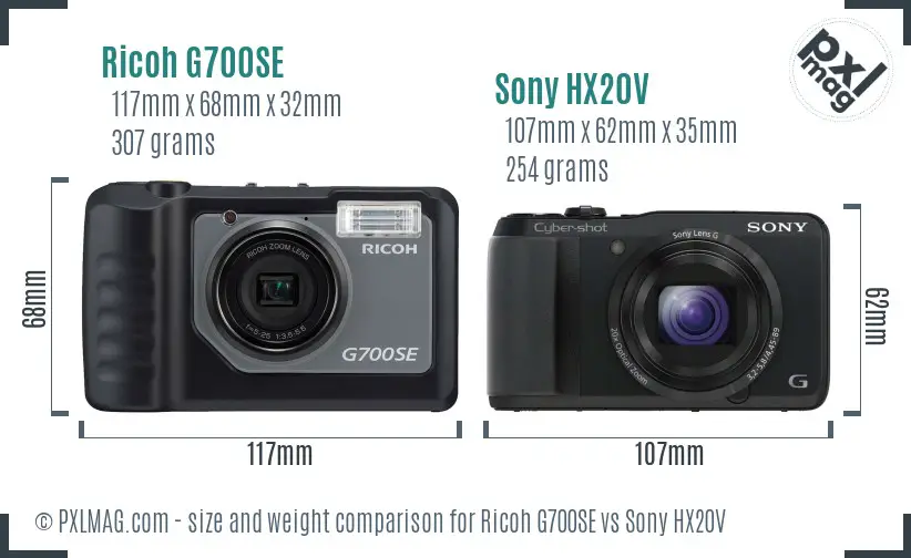 Ricoh G700SE vs Sony HX20V size comparison