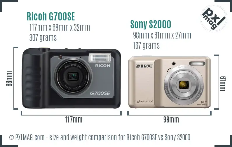 Ricoh G700SE vs Sony S2000 size comparison