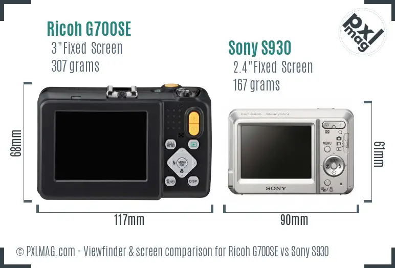 Ricoh G700SE vs Sony S930 Screen and Viewfinder comparison