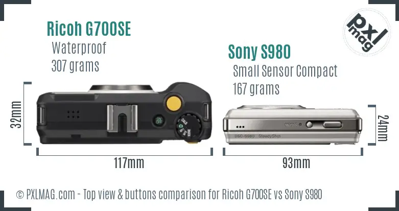 Ricoh G700SE vs Sony S980 top view buttons comparison