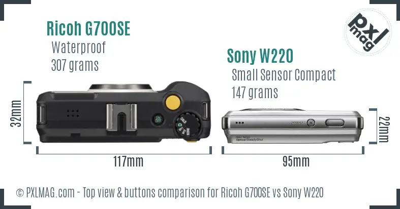 Ricoh G700SE vs Sony W220 top view buttons comparison
