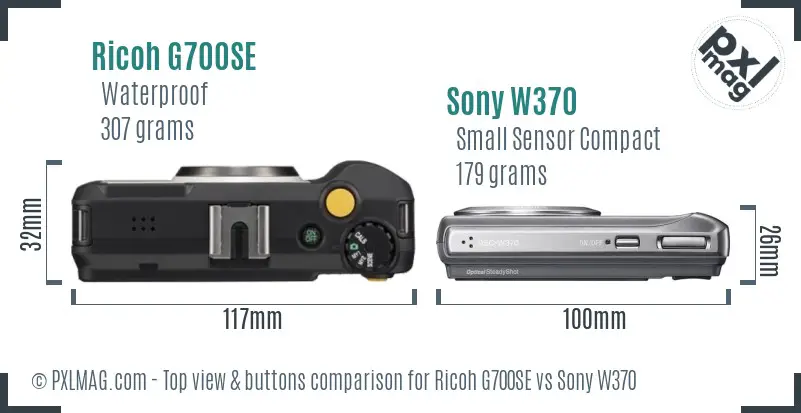 Ricoh G700SE vs Sony W370 top view buttons comparison