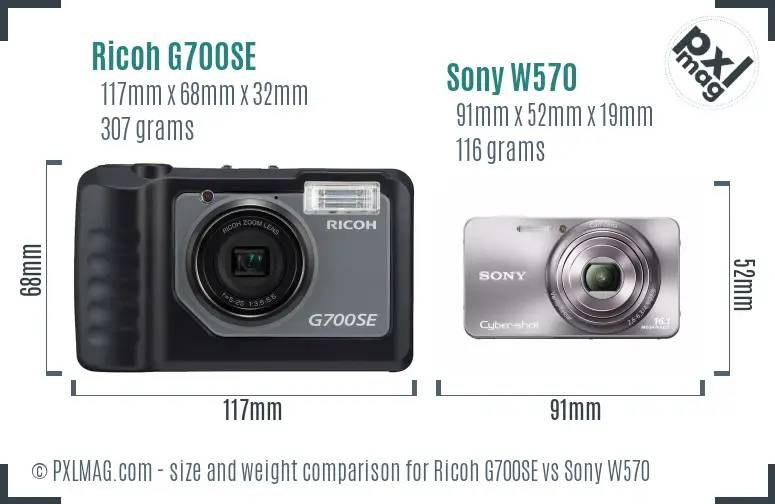 Ricoh G700SE vs Sony W570 size comparison
