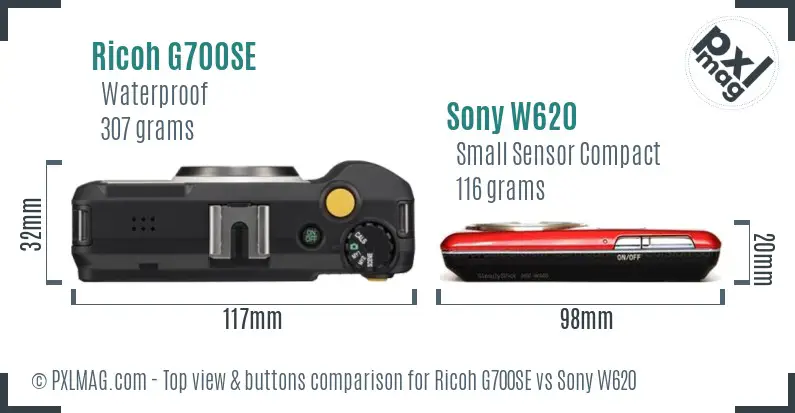 Ricoh G700SE vs Sony W620 top view buttons comparison