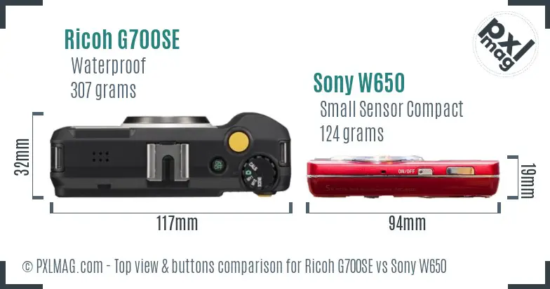 Ricoh G700SE vs Sony W650 top view buttons comparison