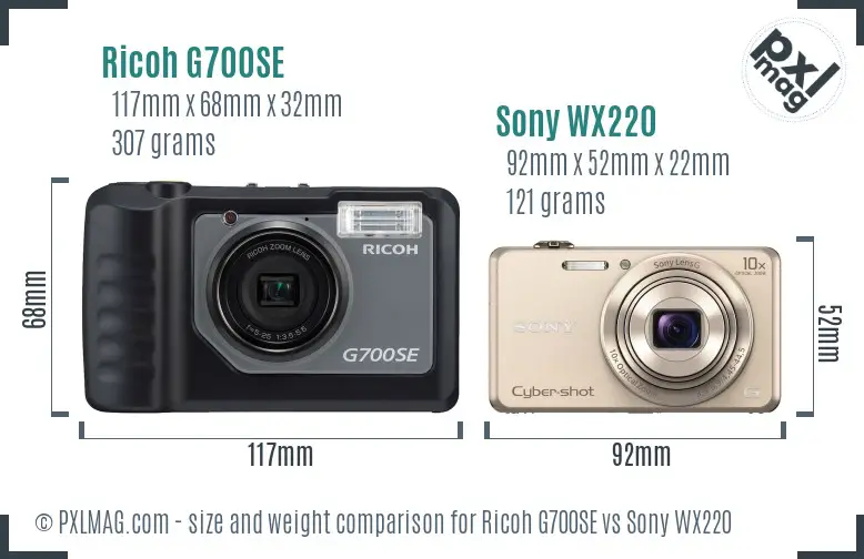 Ricoh G700SE vs Sony WX220 size comparison