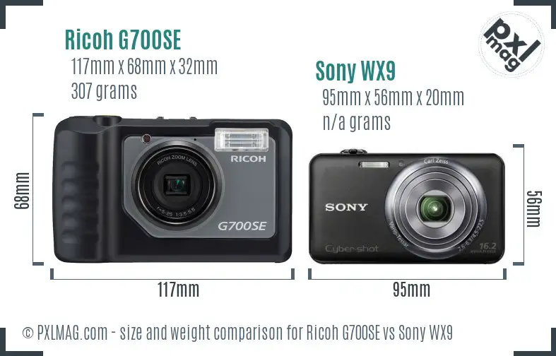 Ricoh G700SE vs Sony WX9 size comparison