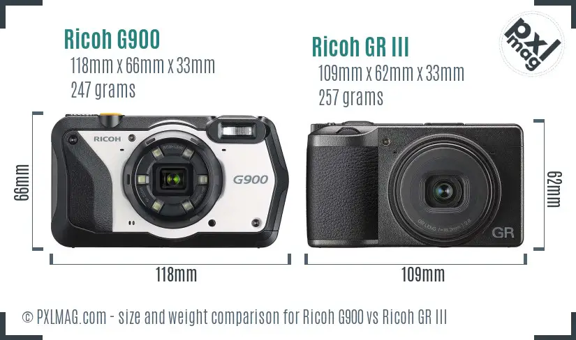 Ricoh G900 vs Ricoh GR III size comparison