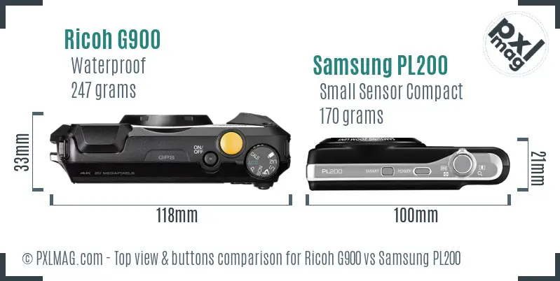 Ricoh G900 vs Samsung PL200 top view buttons comparison