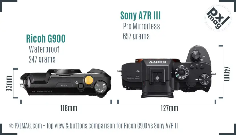 Ricoh G900 vs Sony A7R III top view buttons comparison